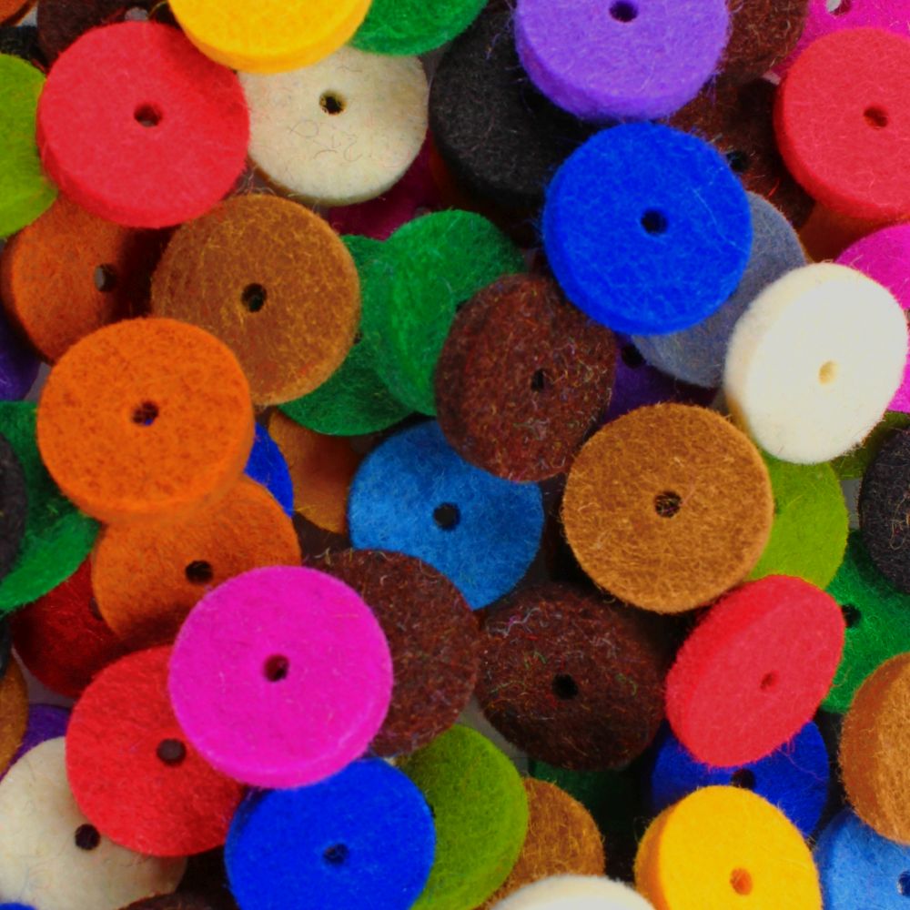 15x Felt for buttons