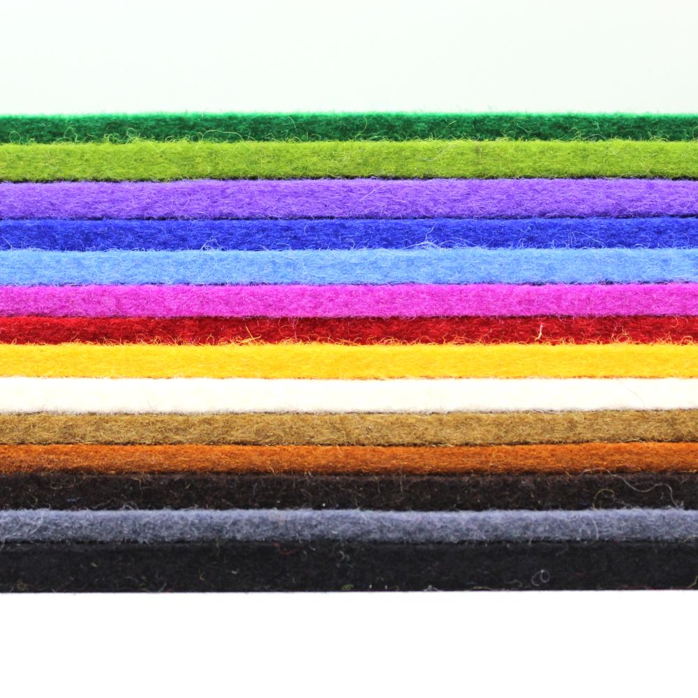 100% wool felt 50x50 cm